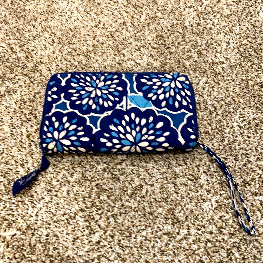 Vera Bradley wallet
